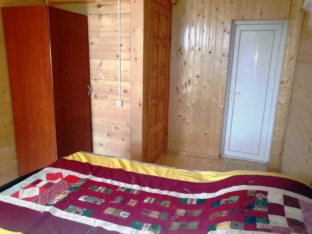 Guest House Ilia Borjomi Exterior foto